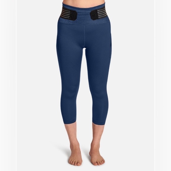 Women's Pro-Grade Lower Back Support Capri with Adjustable Straps Size L - Picture 1 of 8